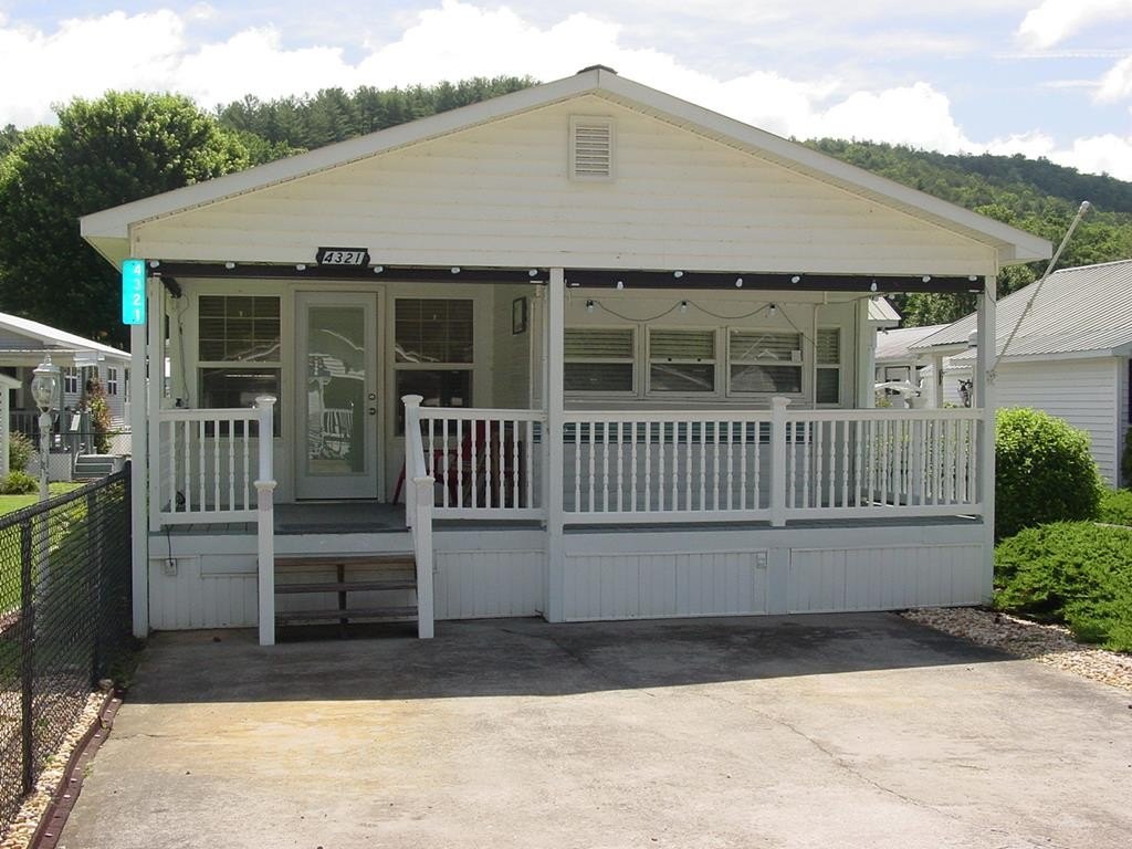 Other 1BR 1BA - 4321 Riverbank Run, Hiawassee, GA