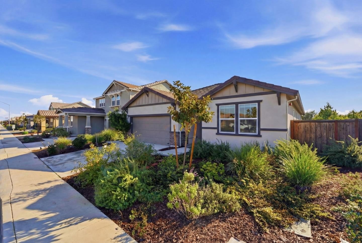 Other 3BR 2BA - 608 Somerset WAY, PATTERSON, CA