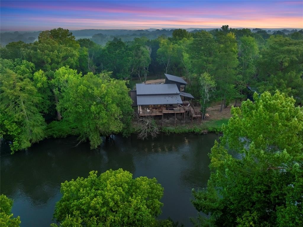 Single Family 4BR 5BA - 188 River Landing Trail, Eagletown, OK
