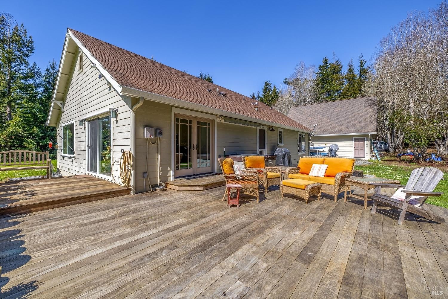 Single Family 3BR 2BA - 31195 Brush Creek Road, Fort Bragg, CA