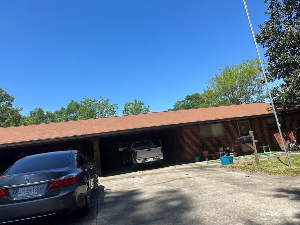 Single Family 3BR 2BA - 1108 Hwy 29 N, Ellisville, MS
