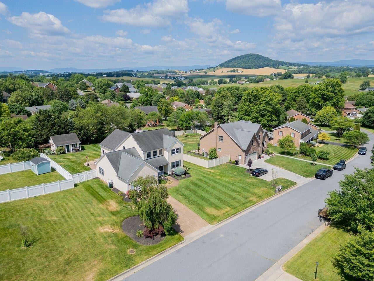 Single Family 5BR 4BA - 3345 REDBUD LN, ROCKINGHAM, VA