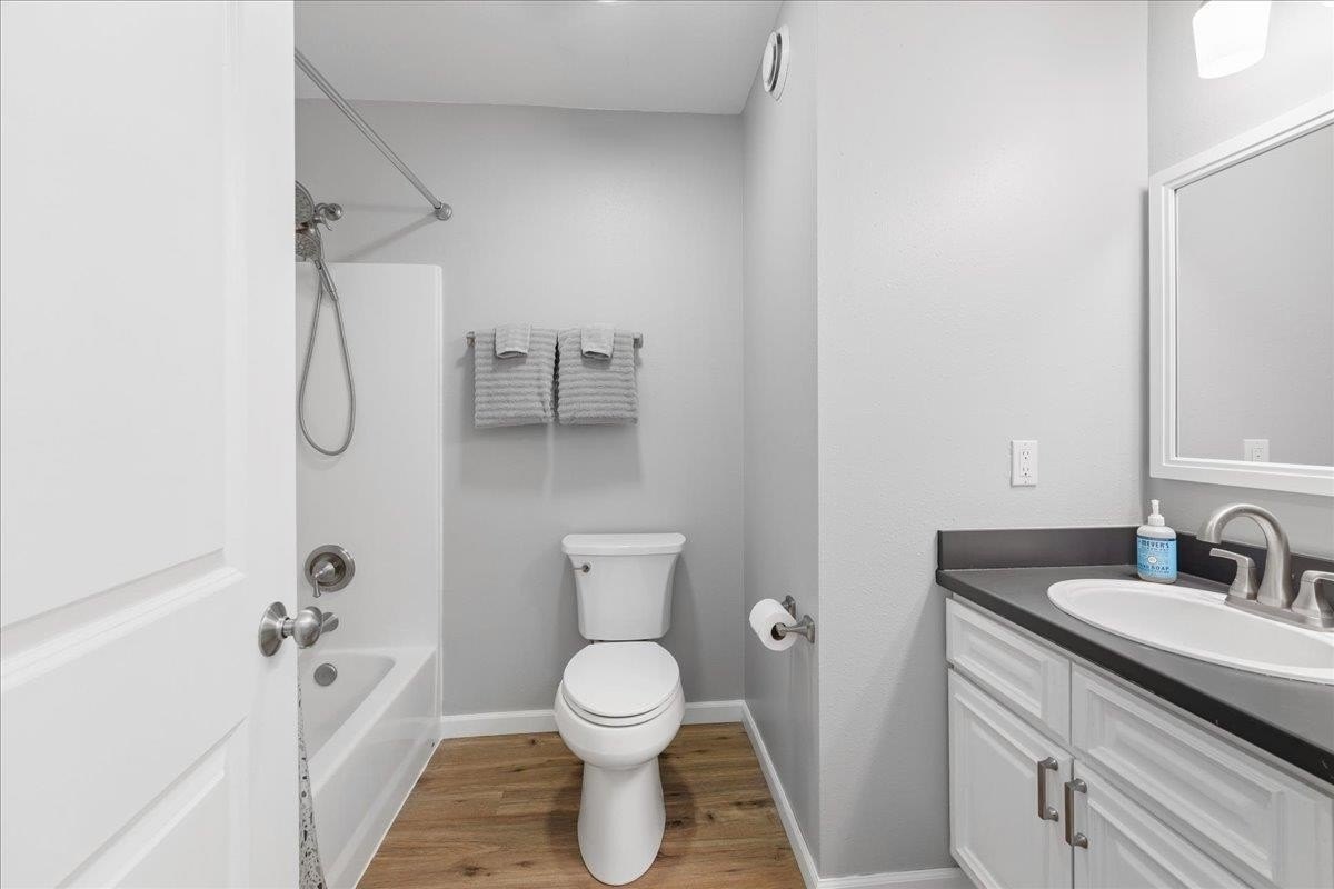 Single Family 3BR 2BA - 894 MARQUETTE LOOP, North Pole, AK