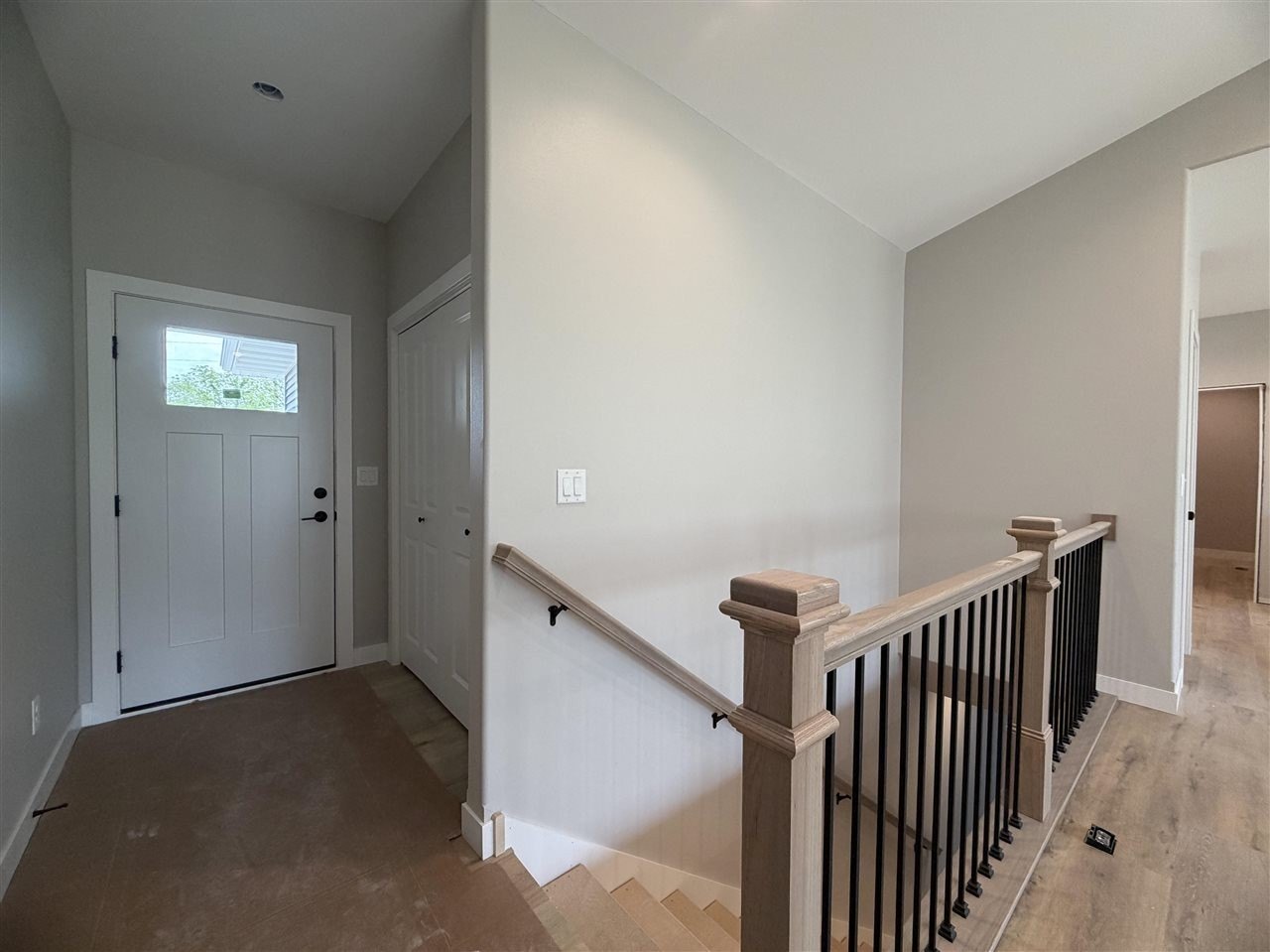 Single Family 5BR 3BA - 1415 Legend Dr, Tiffin, IA