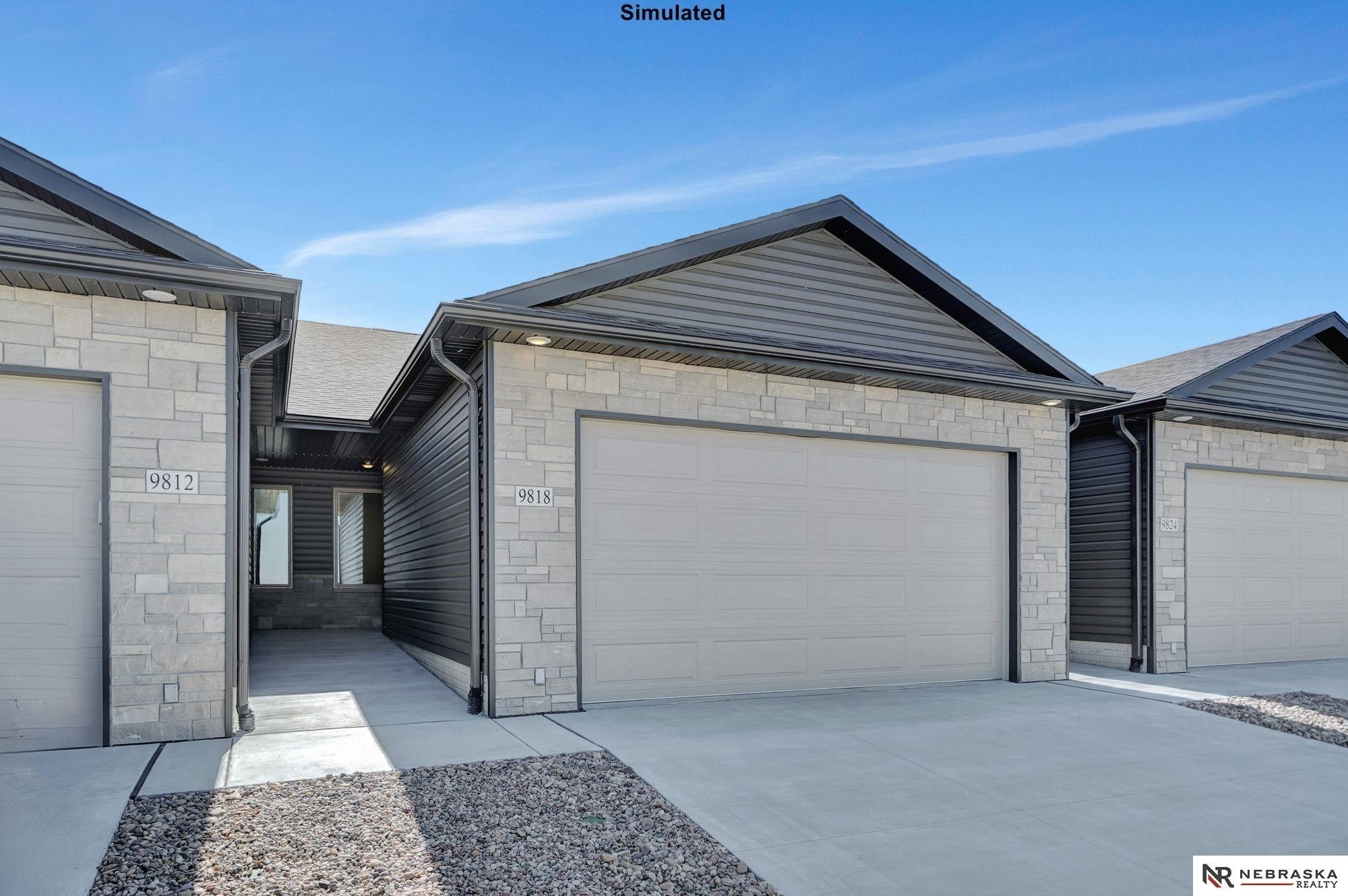 Single Family 2BR 3BA - 7016 Claystone Drive, Lincoln, NE