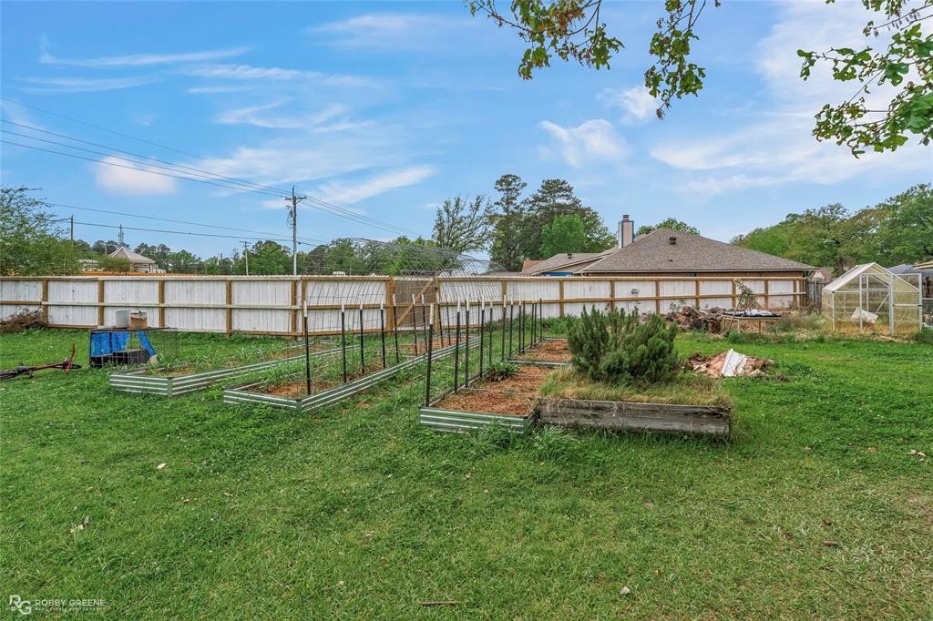 Single Family 3BR 3BA - 28 Sunnybrook Lane, Haughton, LA