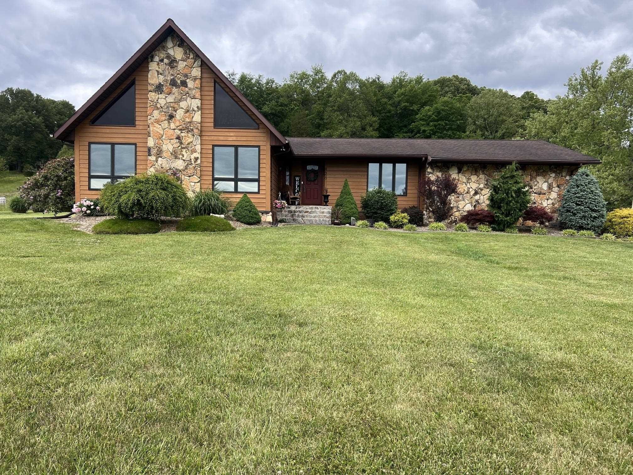 Other 4BR 4BA - 826 Yates Crossing, Milton, WV