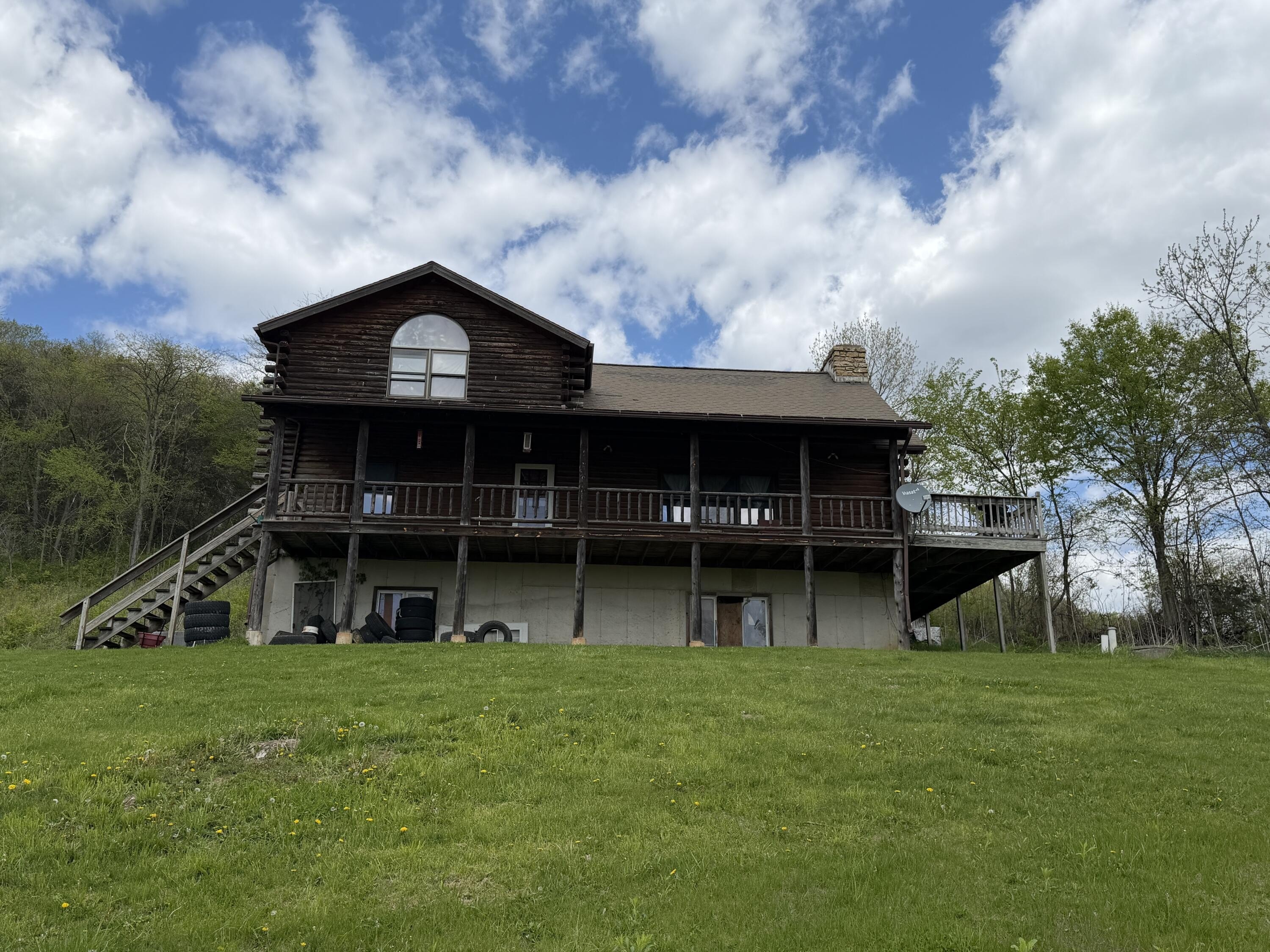Single Family 3BR 3BA - 32776 Rustys Ln, Blue River, WI