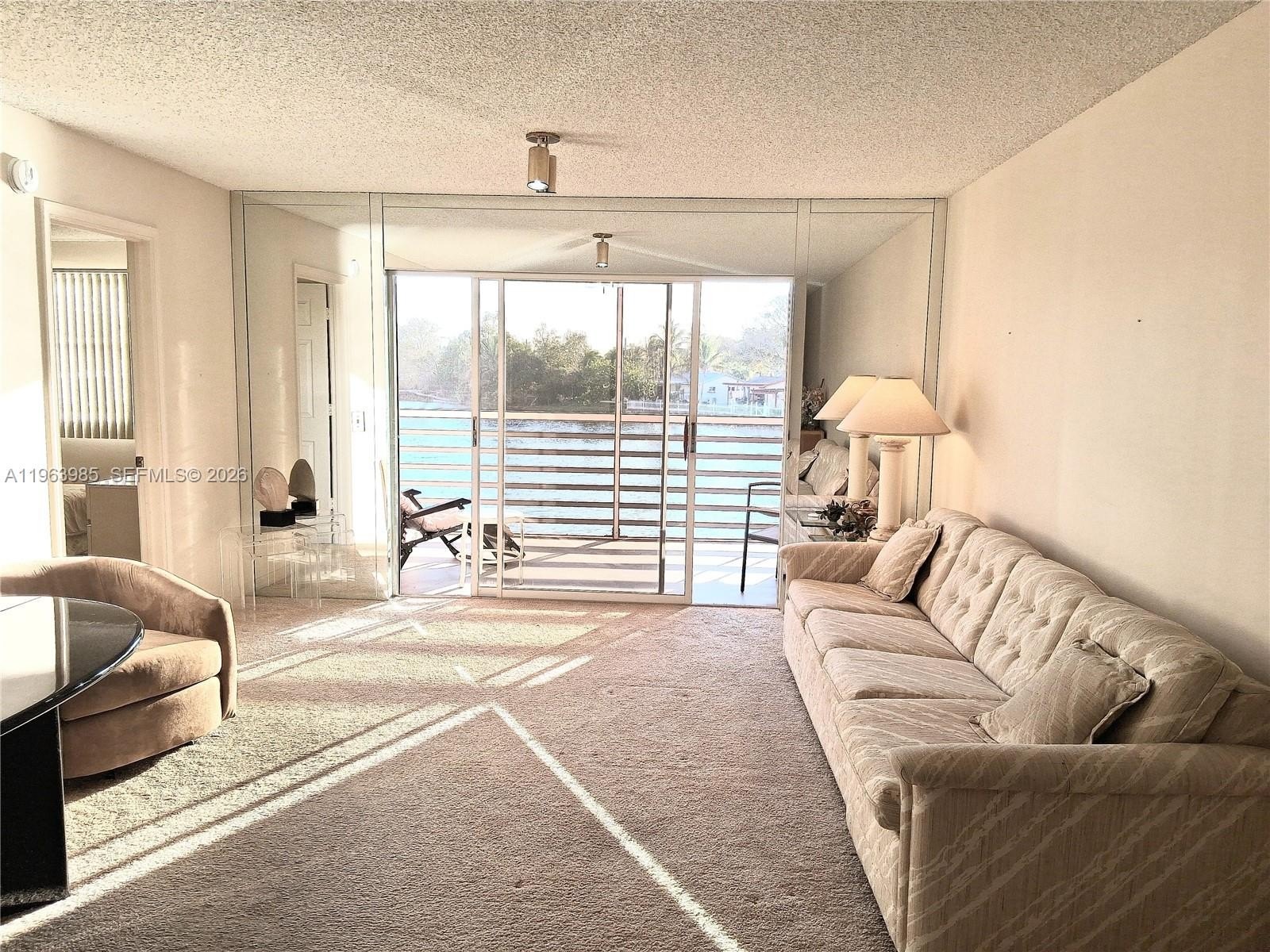 Condo 2BR 2BA - 10456 NW 24th Pl, Sunrise, FL