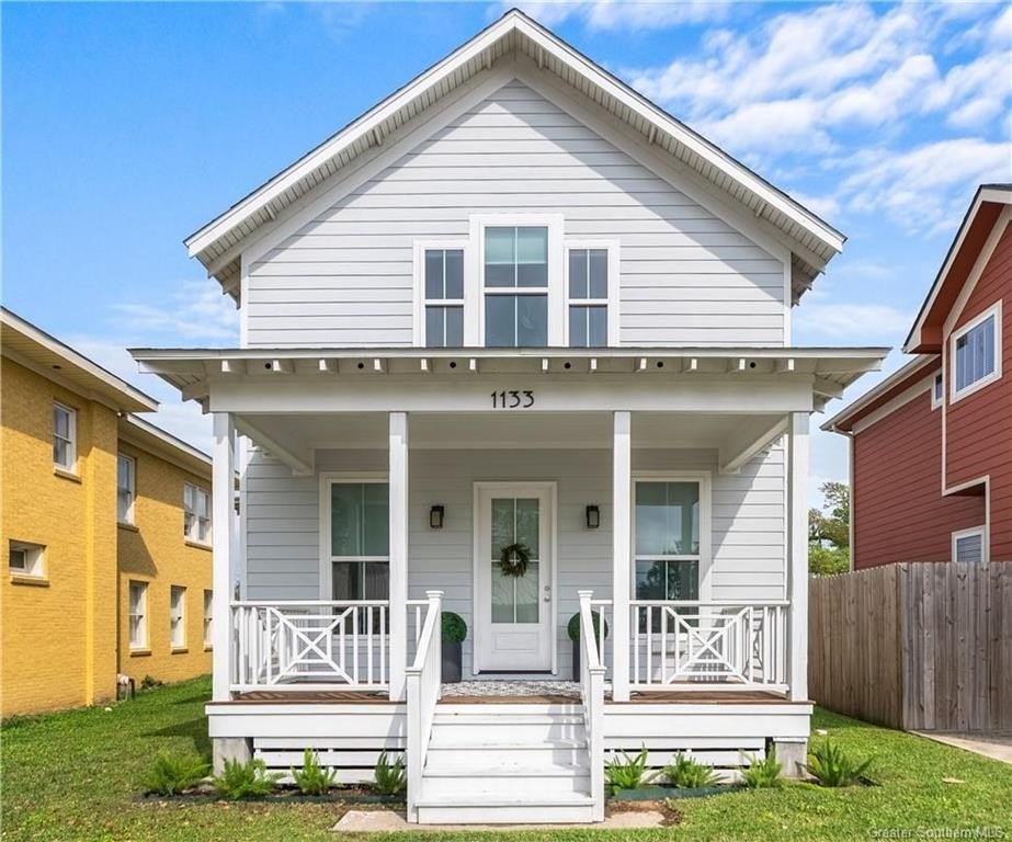 Single Family 3BR 3BA - 1133 Common Street, Lake Charles, LA