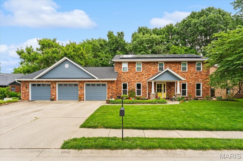 Single Family 4BR 3BA - 1046 Shadow Ridge Crossing, O'Fallon, IL