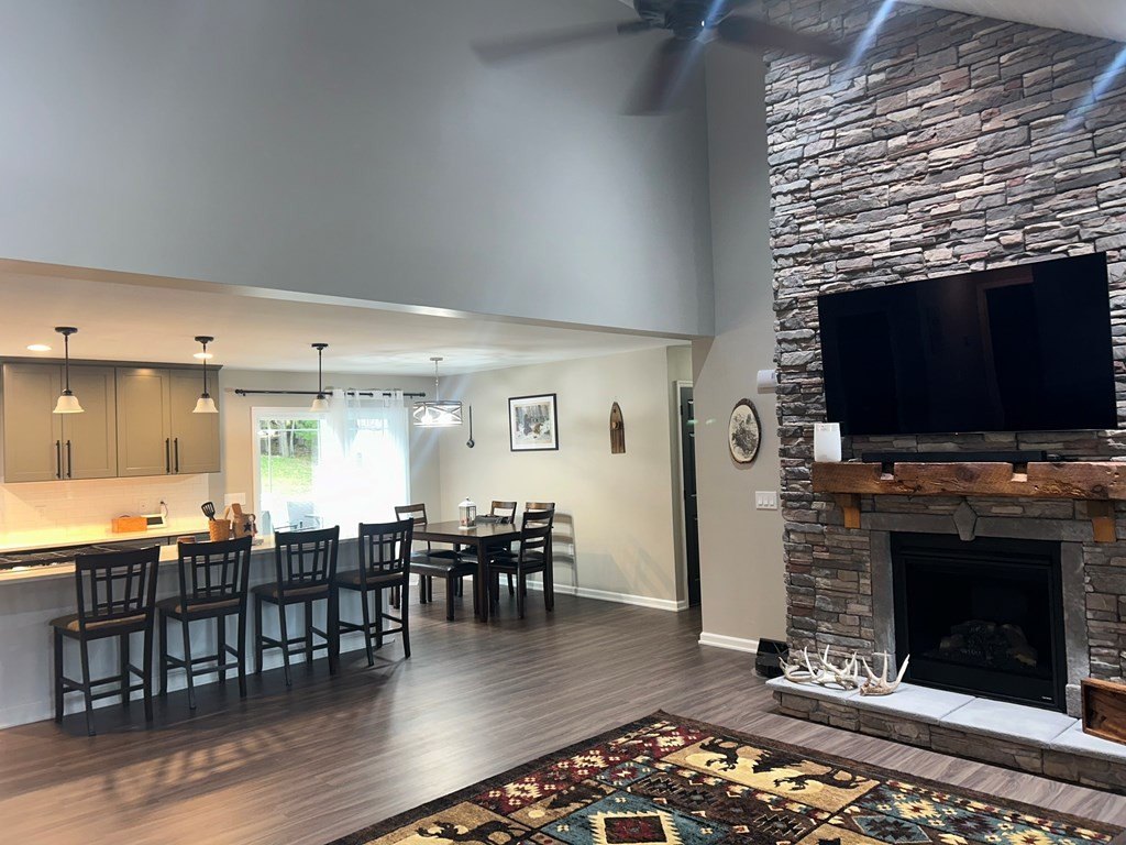 Single Family 3BR 2BA - 39463 Route 66, Marienville, PA