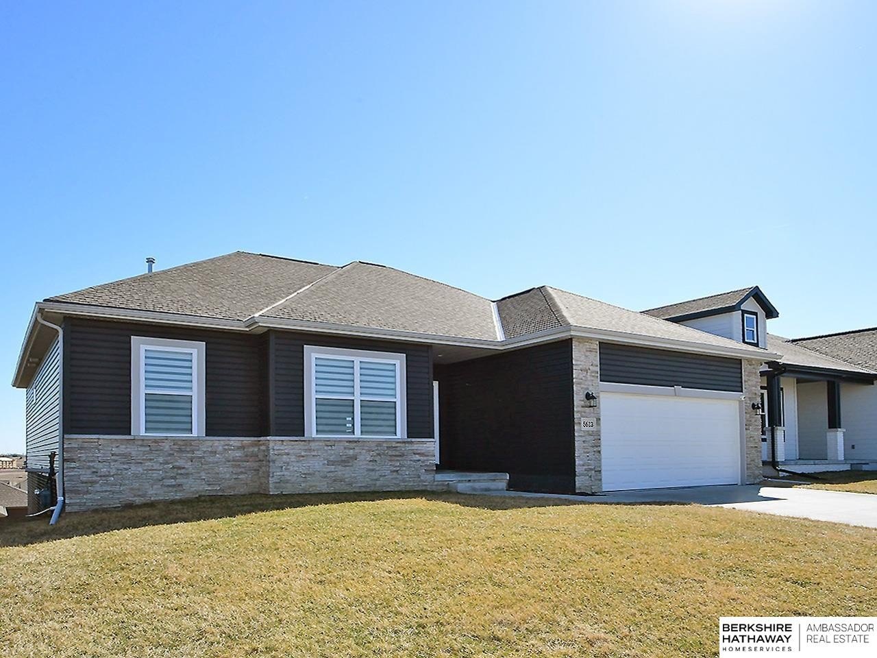 Single Family 3BR 2BA - 5613 N 179th Street, Omaha, NE