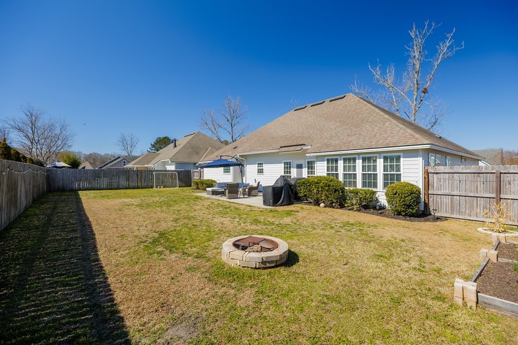 Single Family 4BR 2BA - 4668 Amelia Circle, Hahira, GA