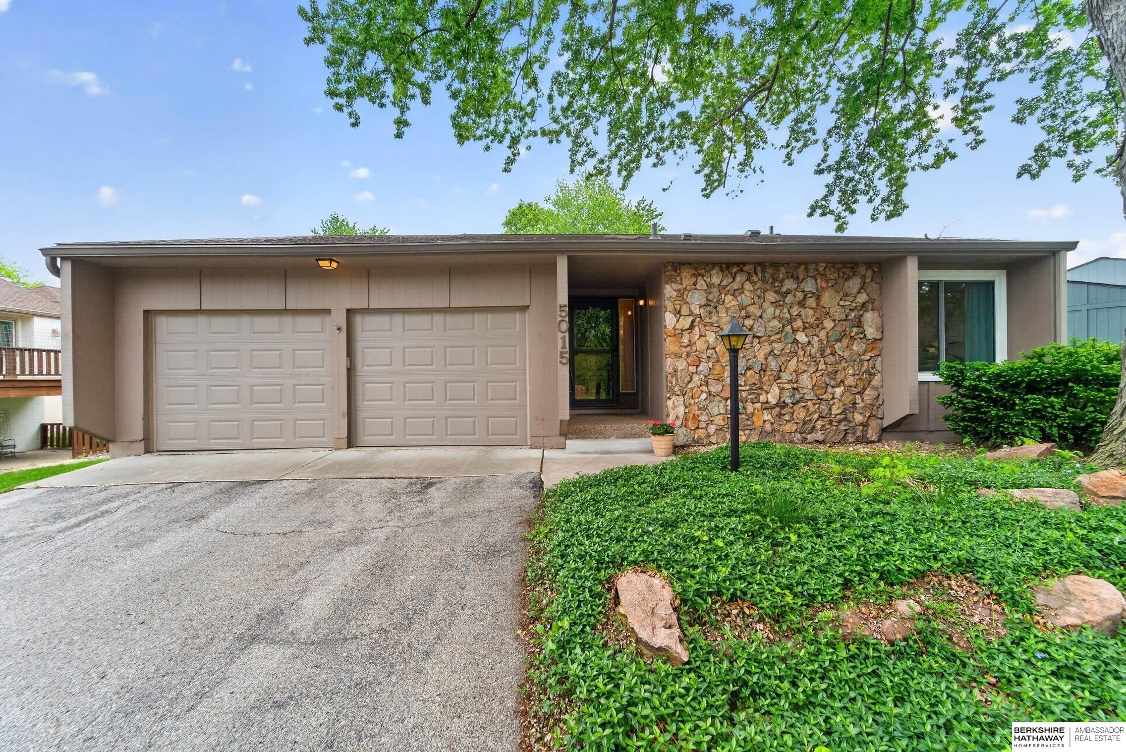 Condo 3BR 3BA - 5015 S 150th Plaza, Omaha, NE