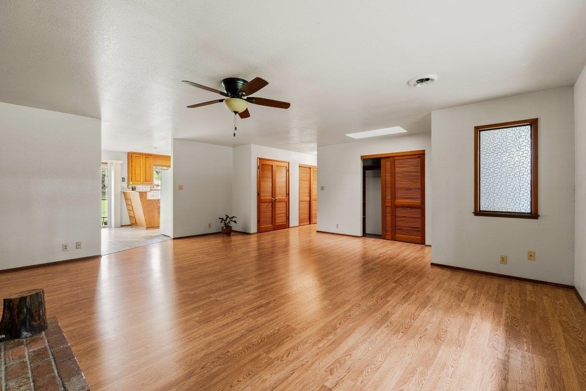 Single Family 4BR 3BA - 301 Kelly, Crescent city, CA