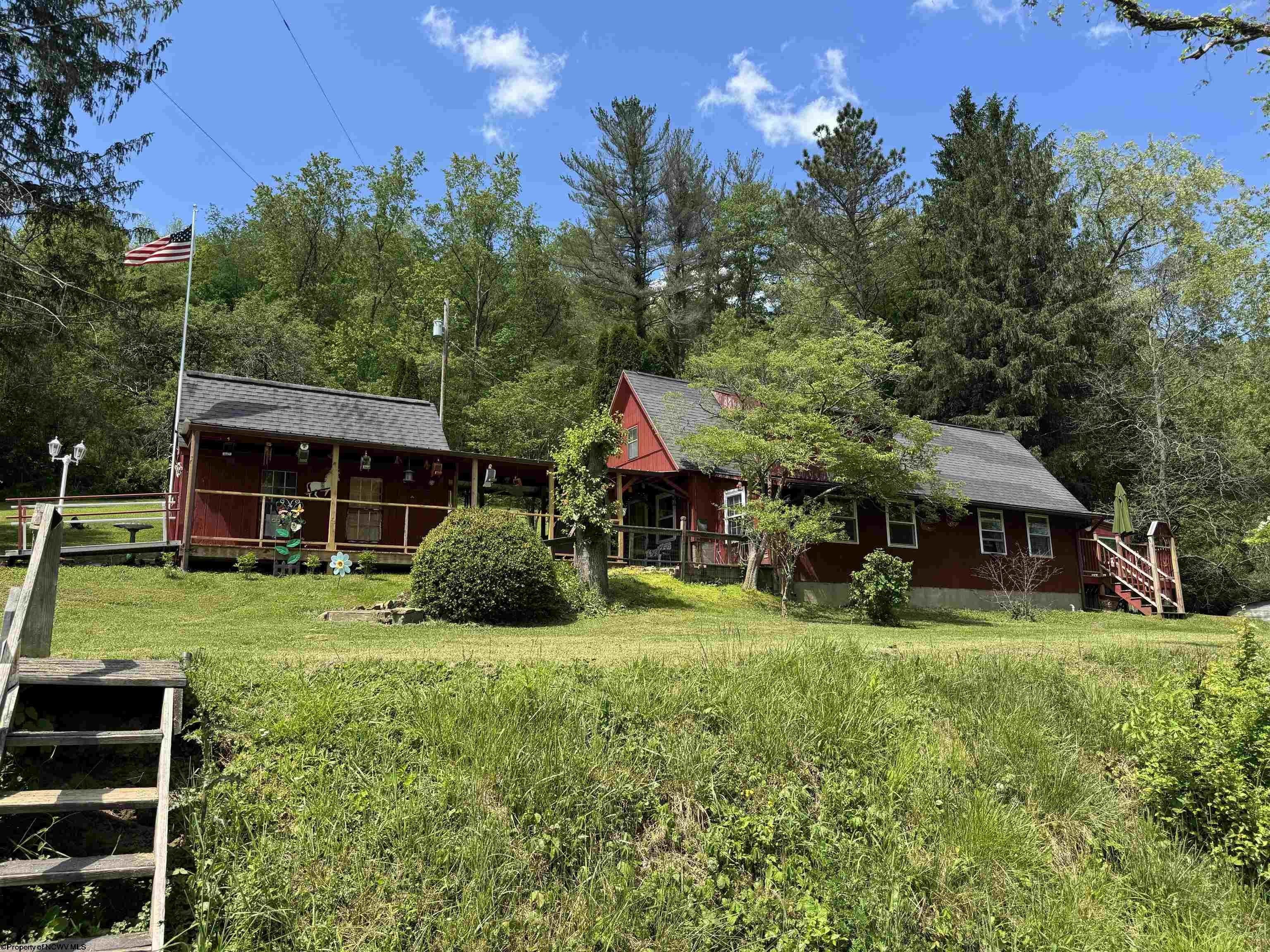 Single Family 3BR 2BA - 806 Indian Run Road, Salem, WV