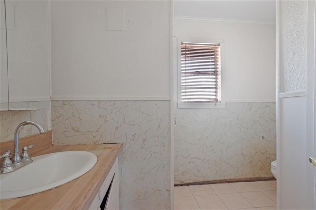 Single Family 3BR 2BA - 4970 Farm Road 79, Paris, TX