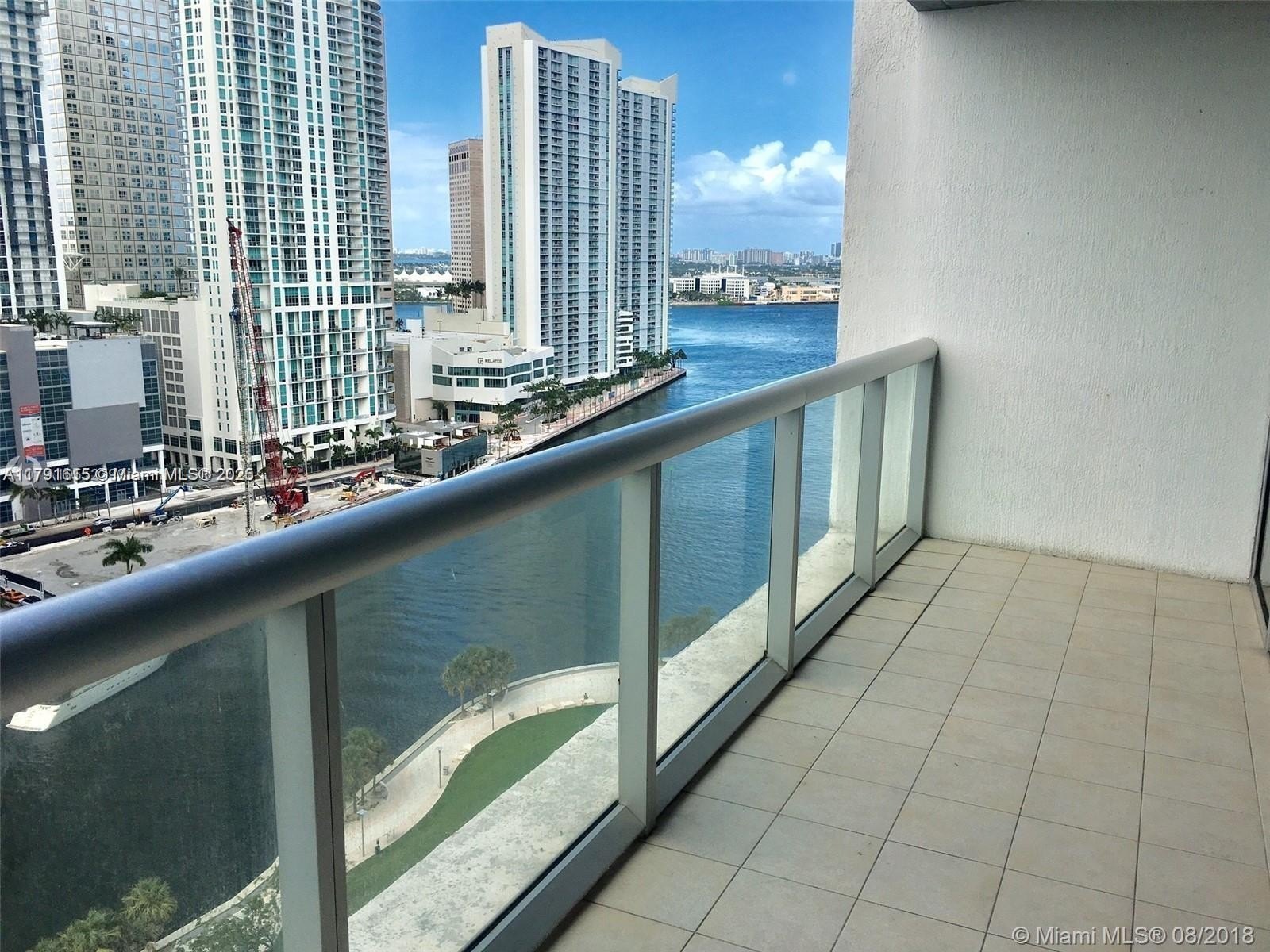 Condo 1BR 1BA - 485 Brickell Ave, Miami, FL