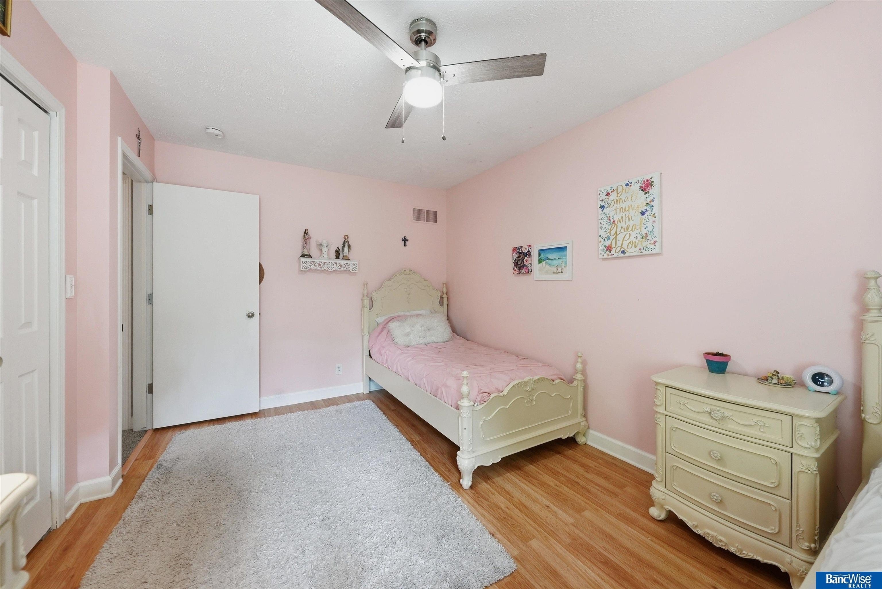 Single Family 4BR 4BA - 2717 Kipling Circle, Lincoln, NE