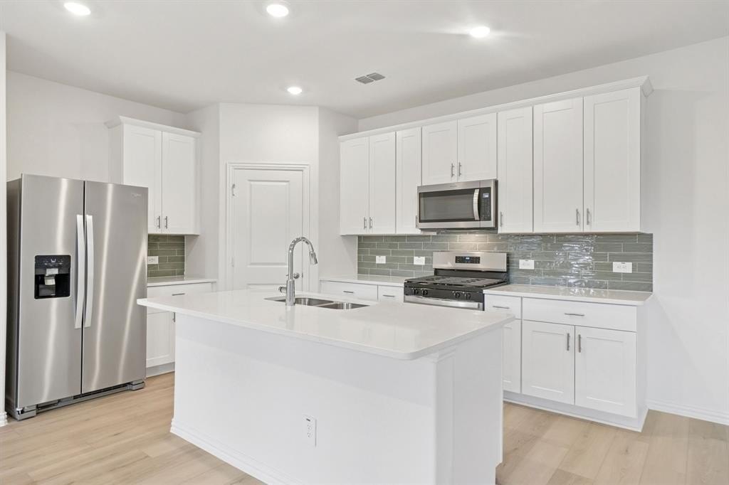 Single Family 3BR 3BA - 6218 Chickney Drive, Princeton, TX