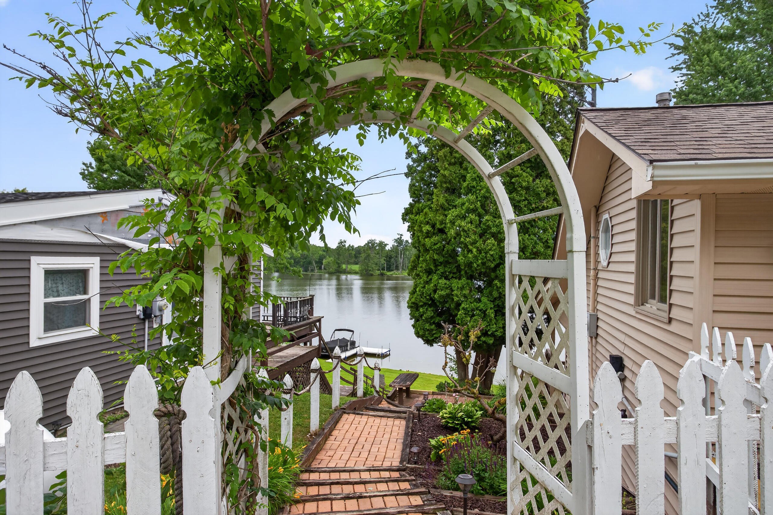 Other 2BR 1BA - 14384 Zimmerman Drive, Hudson, MI