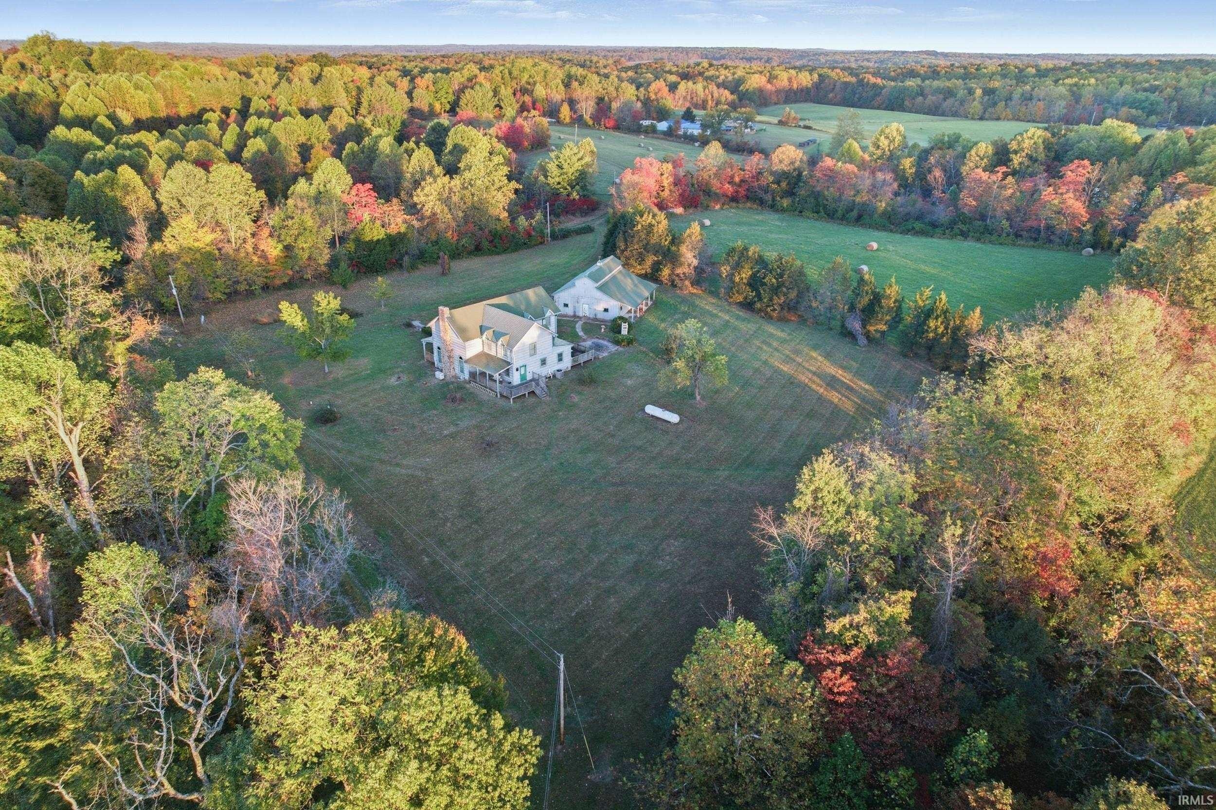 Single Family 4BR 3BA - 11136 Fiscus Cemetery Road, Coal City, IN