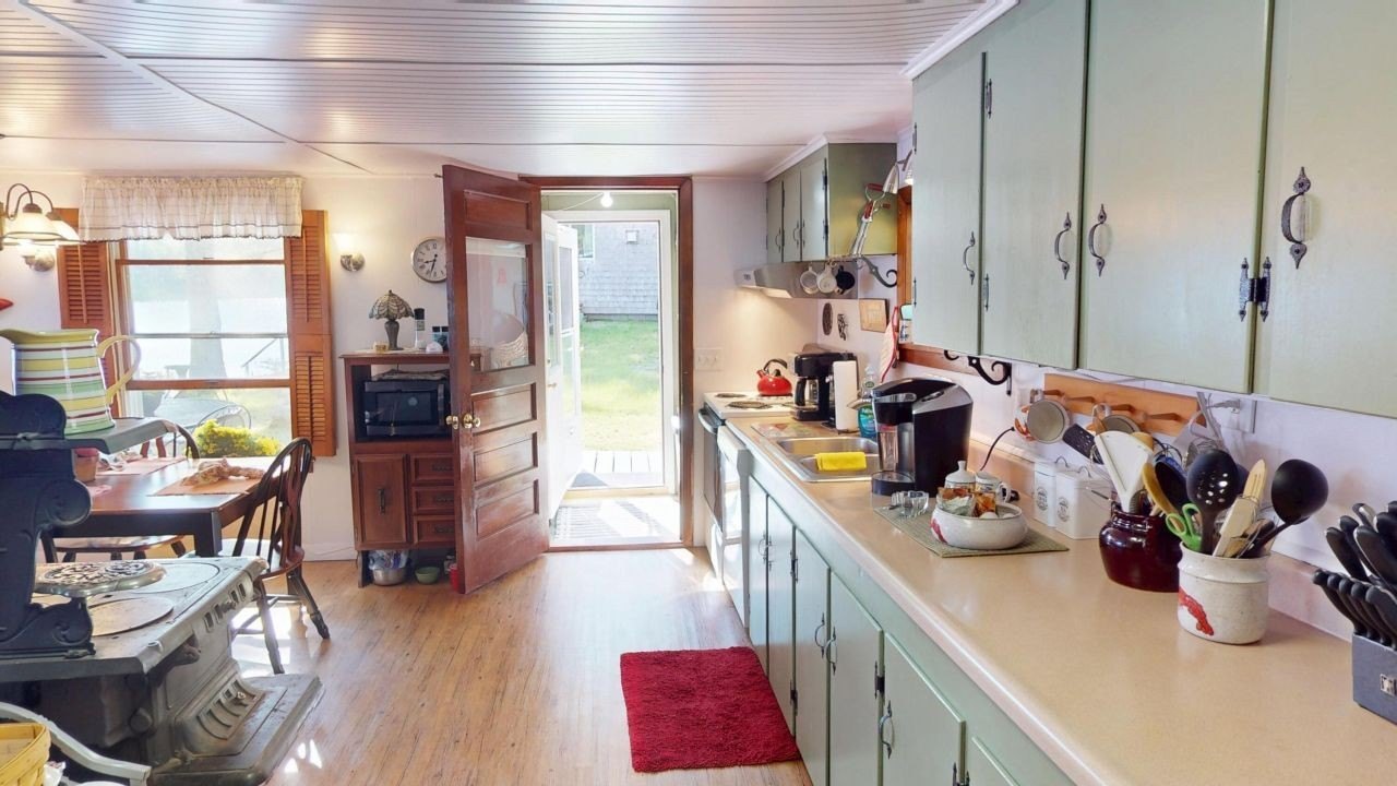 Single Family 2BR 1BA - 13 Foss Lane, Marshfield, ME