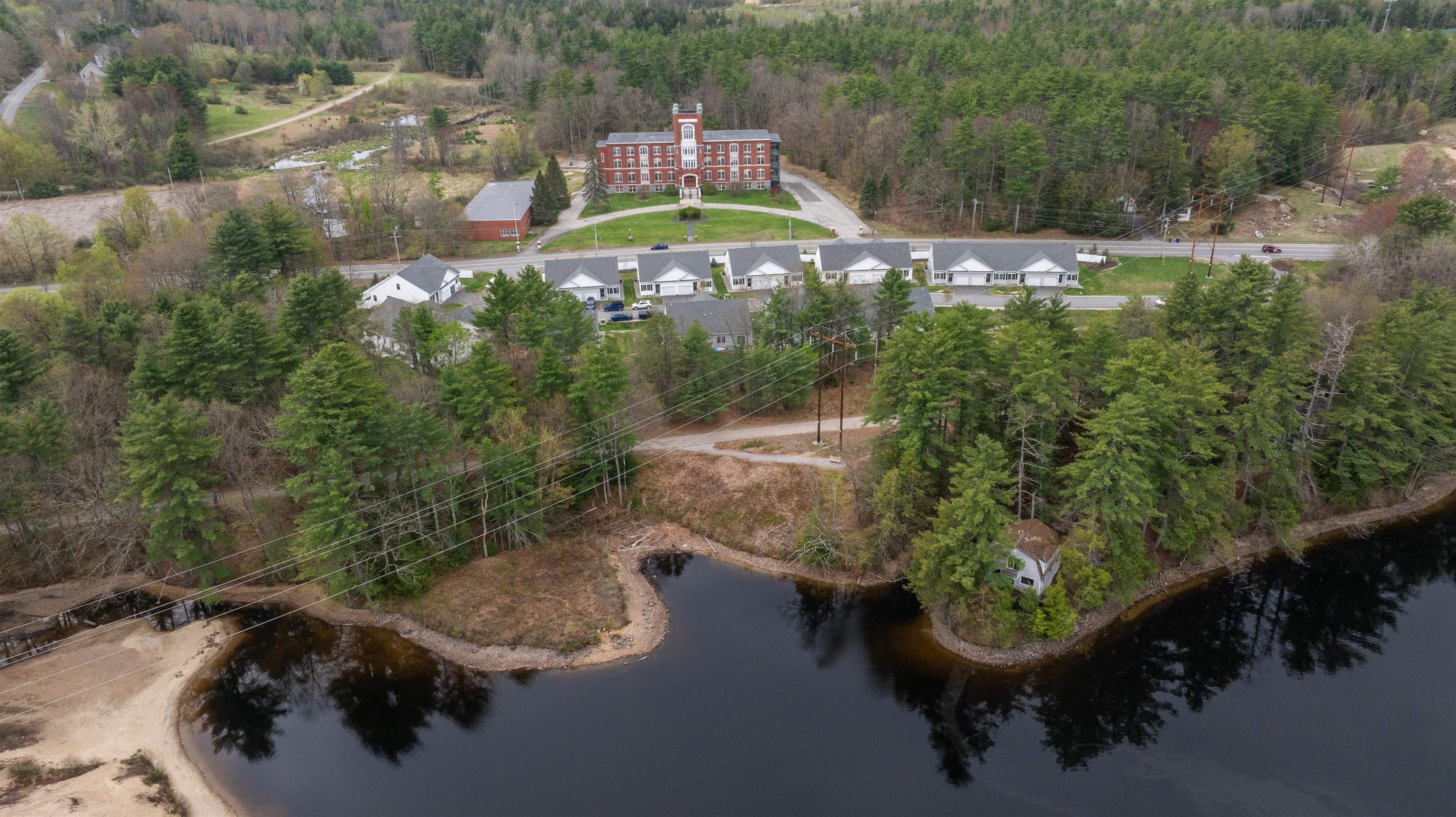 Condo 2BR 2BA - 22a Angel Point Circle, Goffstown, NH