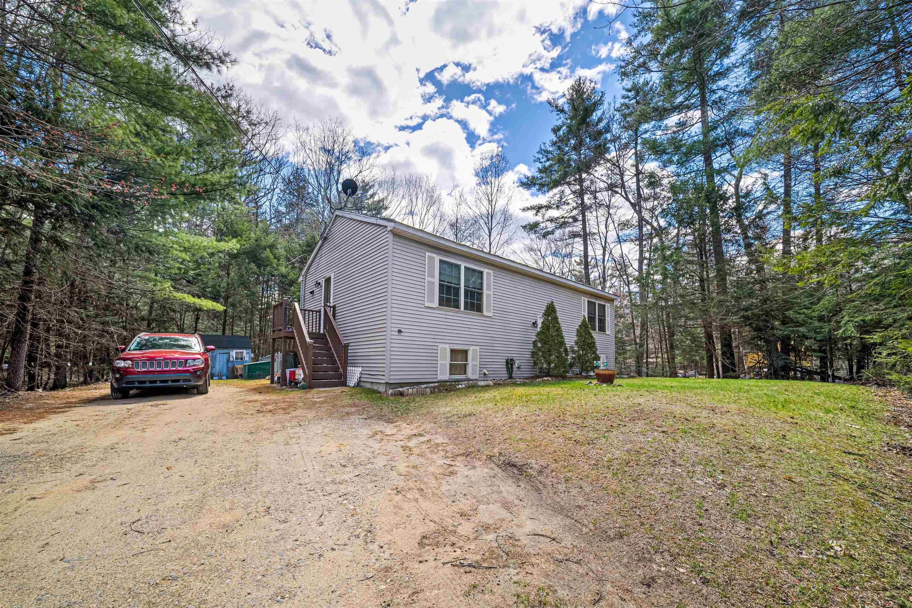 Single Family 3BR 1BA - 1223 Suncook Valley Road, Barnstead, NH