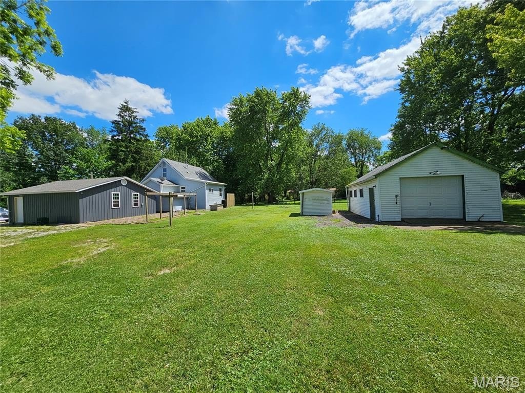 Single Family 2BR 1BA - 143 Taft Street, Marissa, IL