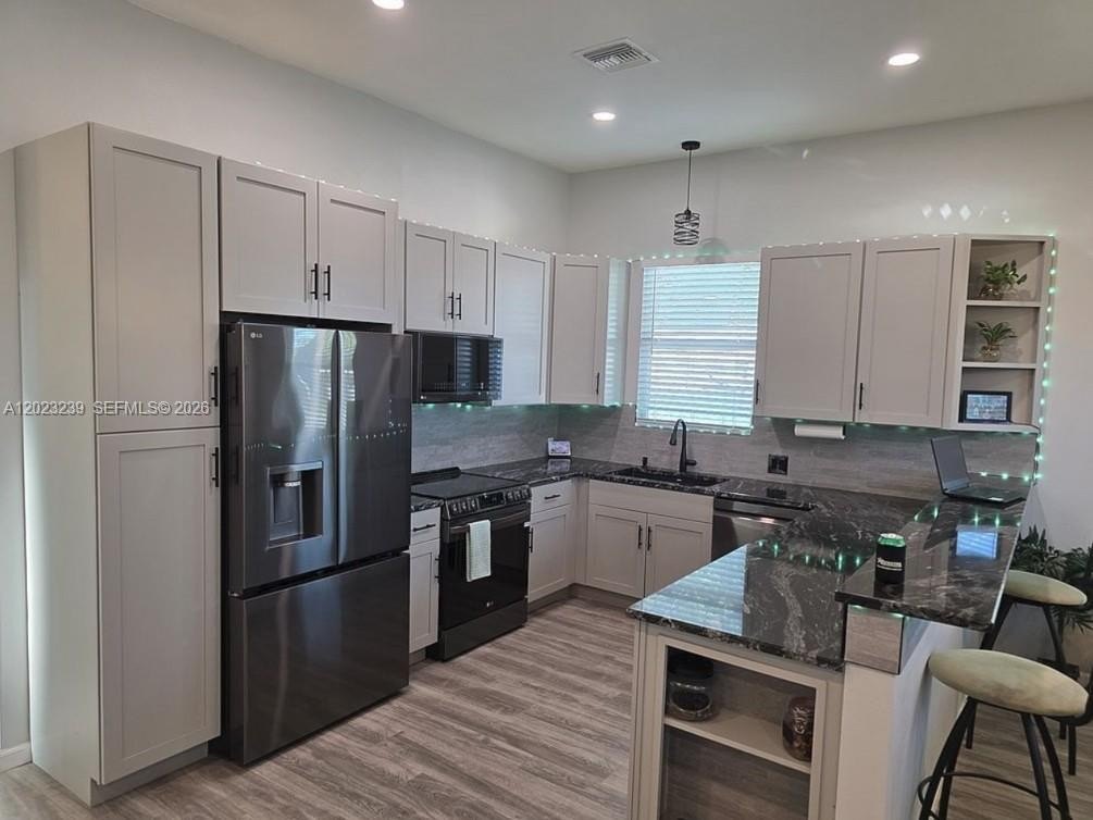 Single Family 3BR 2BA - 6165 136 ave N, Clearwater, FL