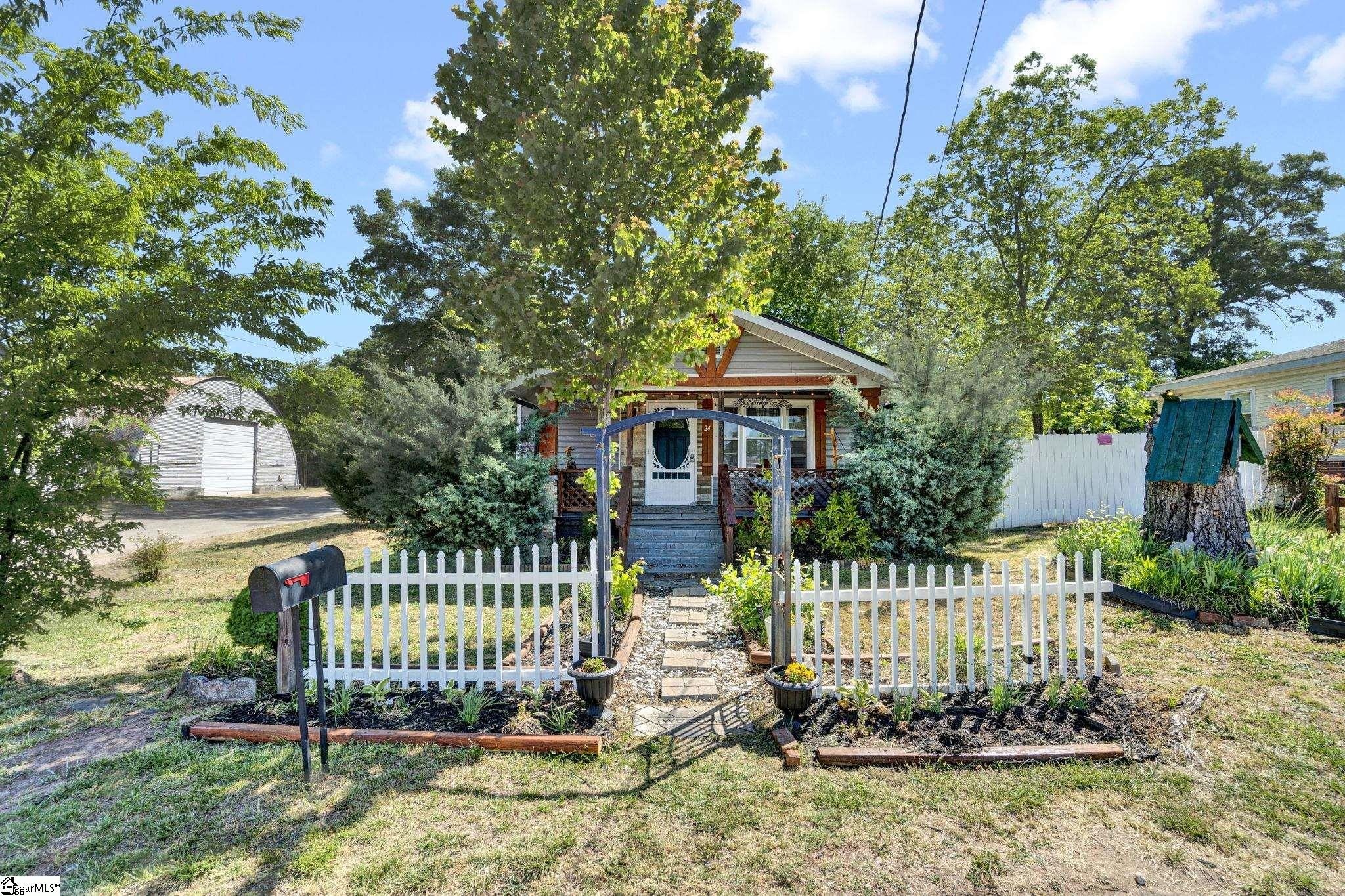 Single Family 4BR 3BA - 24 Bryson Street, Greenville, SC