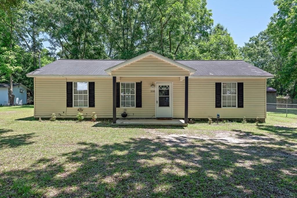 Single Family 3BR 2BA - 258 N Watson St, Slocomb, AL