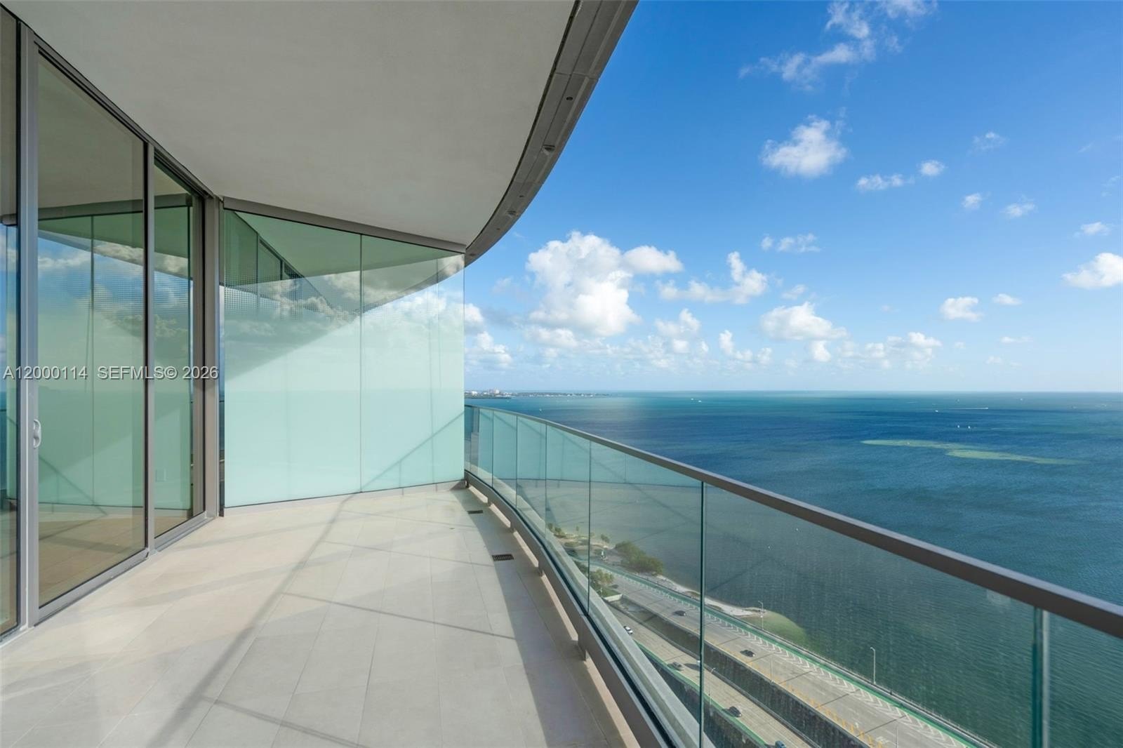 Condo 3BR 4BA - 175 SE 25 RD, Miami, FL