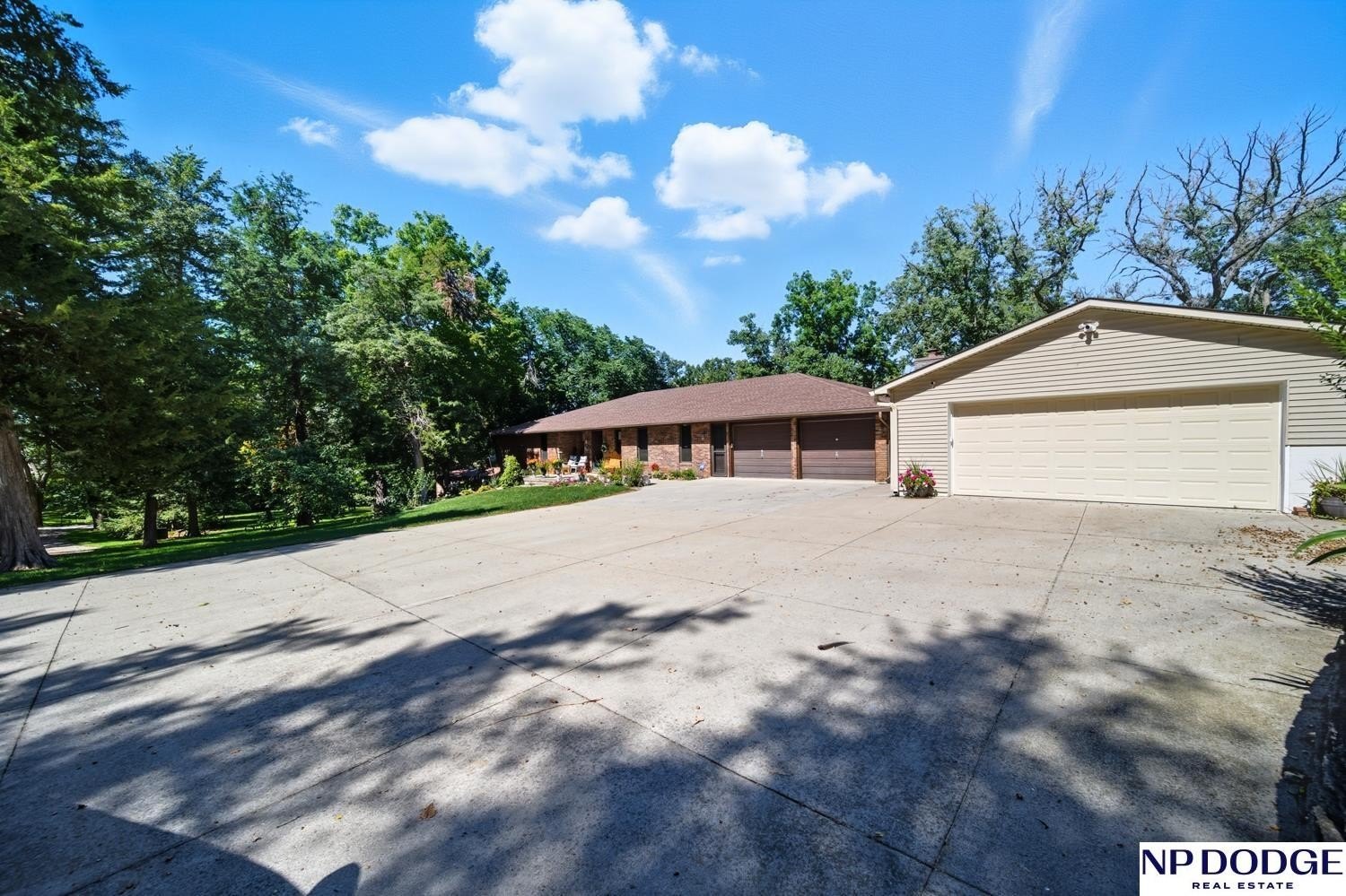 27612 Fontanelle Oaks Cir