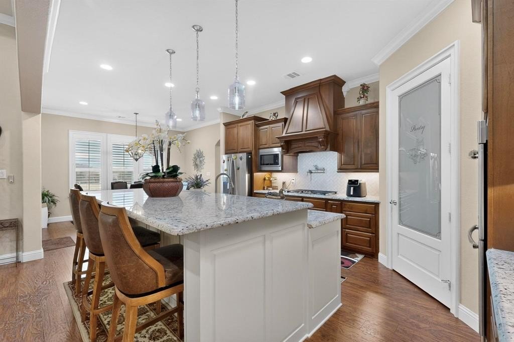 Single Family 3BR 4BA - 2416 Sweeping Meadows Lane, Cedar Hill, TX