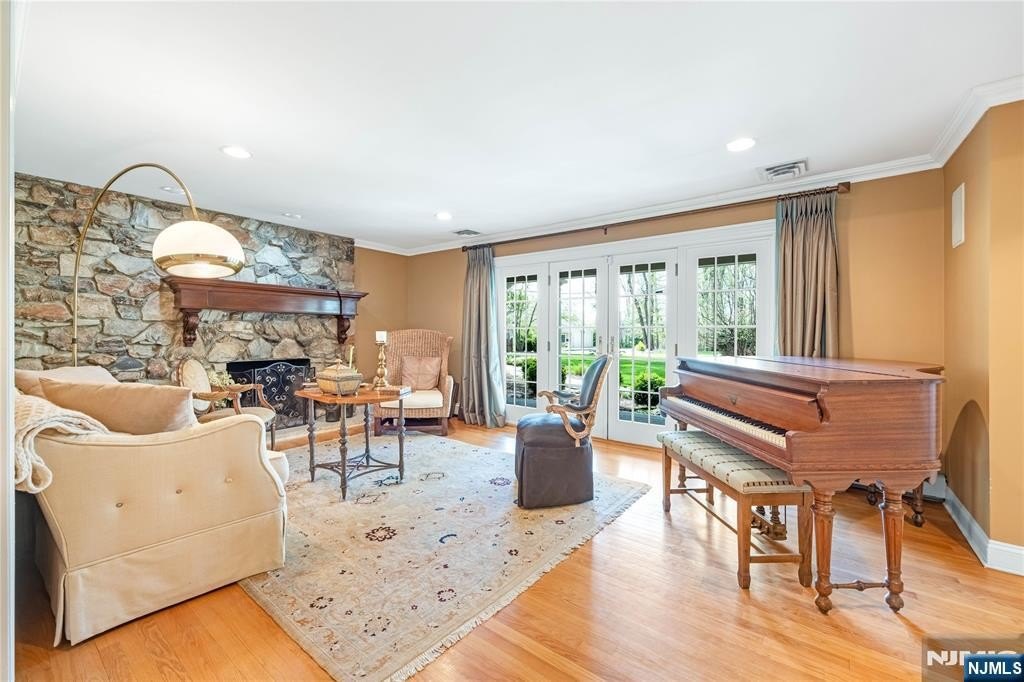 Other 5BR 4BA - 8 White Pine Road, Upper Saddle River, NJ