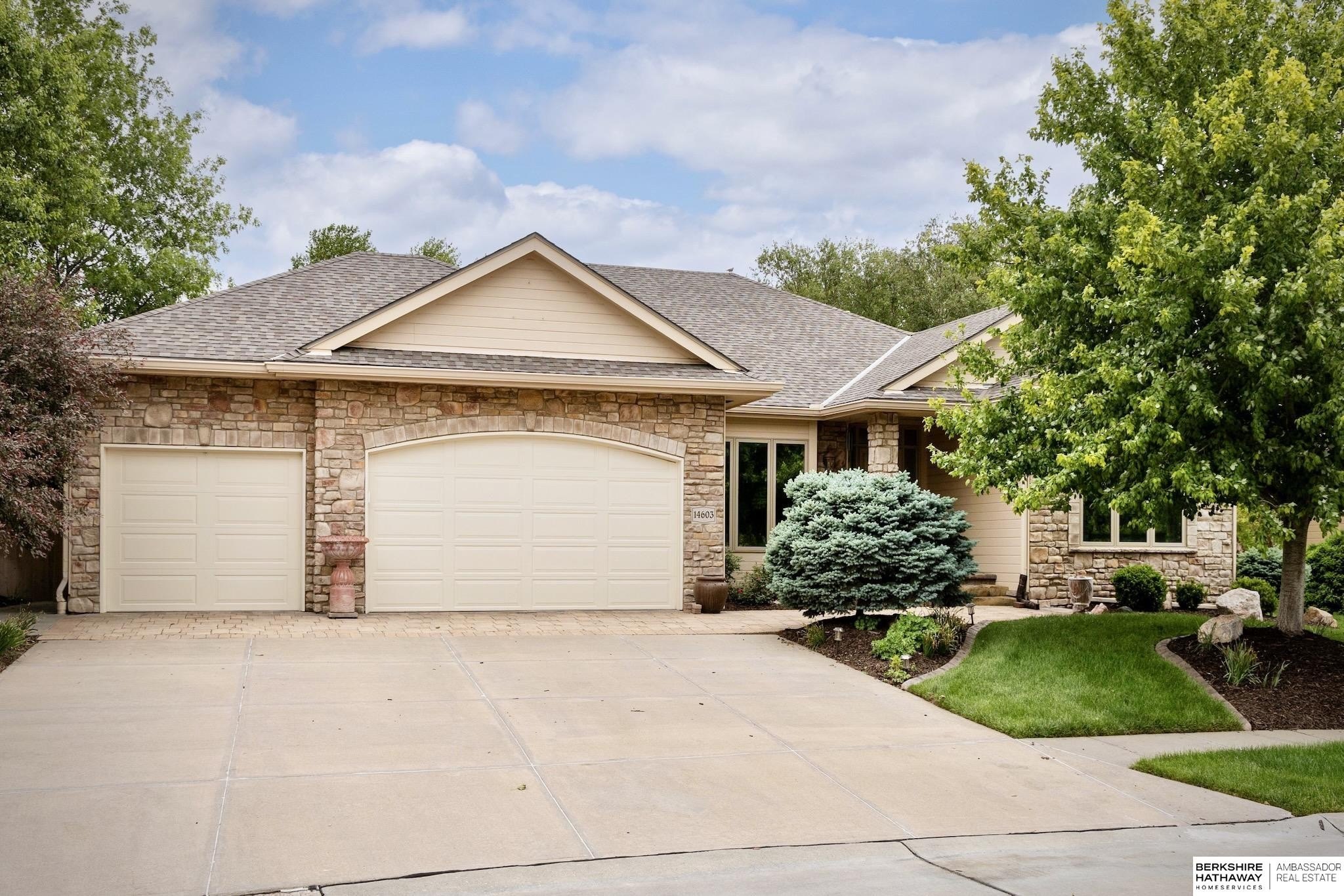 Single Family 4BR 4BA - 14603 Ernst Street, Bennington, NE