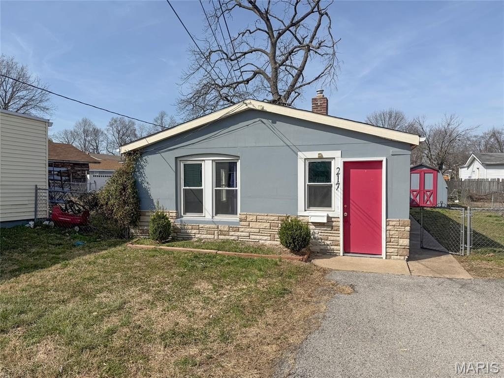 Single Family 1BR 1BA - 217 W Arlee Avenue, St Louis, MO