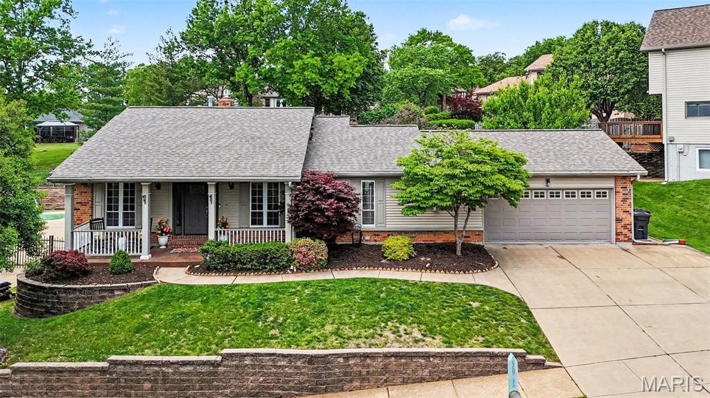 Single Family 3BR 4BA - 5813 Amber Place Drive, St Louis, MO