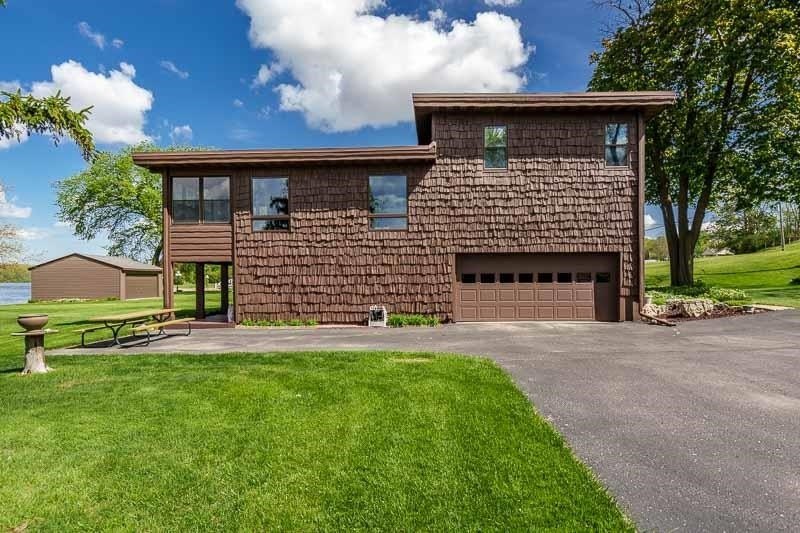 Single Family 4BR 2BA - 3004 Riverside Drive, Beloit, WI