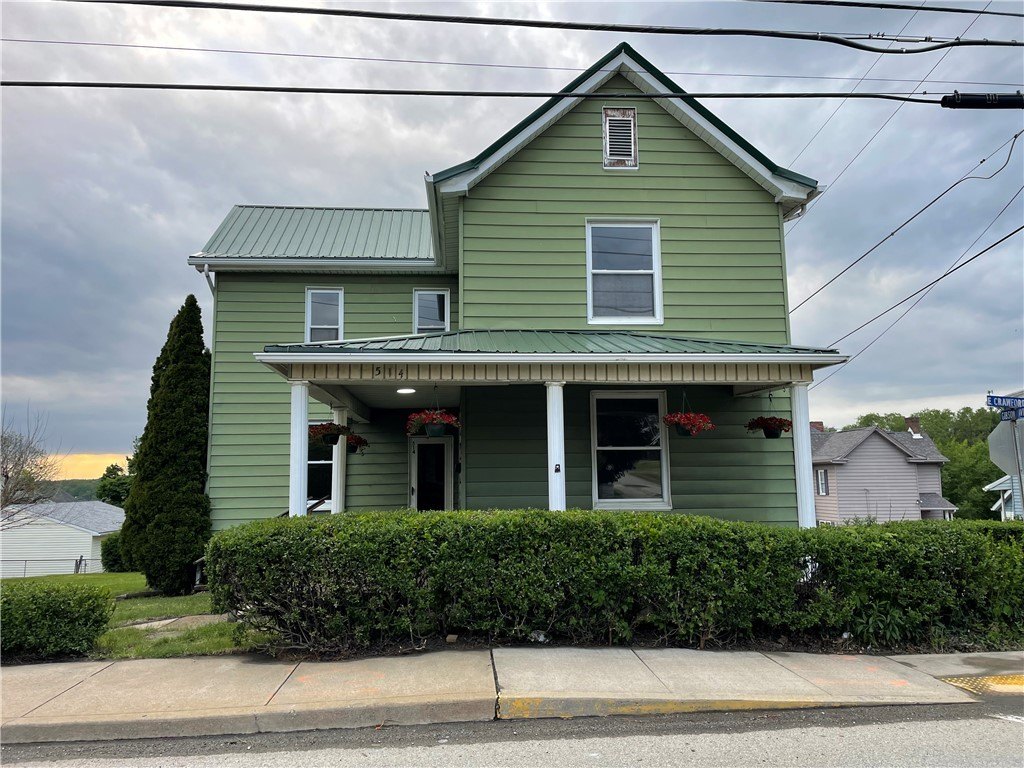 Single Family 3BR 2BA - 514 E Crawford Ave, Connellsville, PA