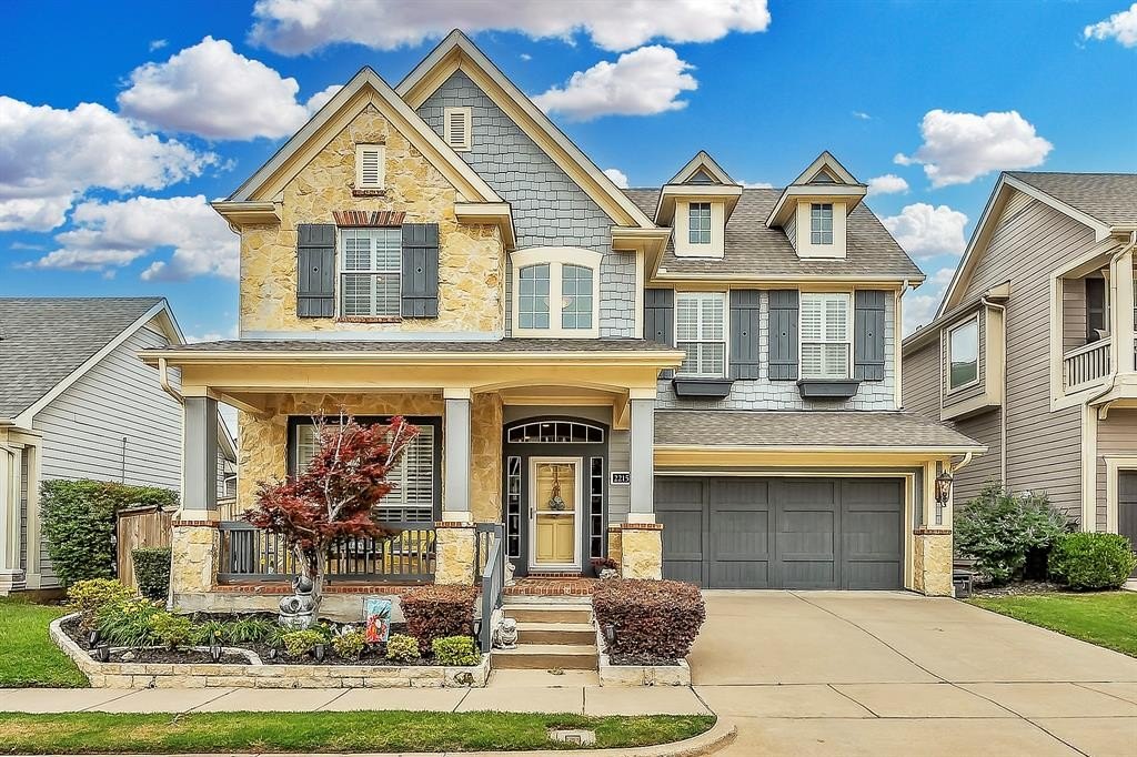 Single Family 4BR 3BA - 2215 Red Hawk Lane, Euless, TX
