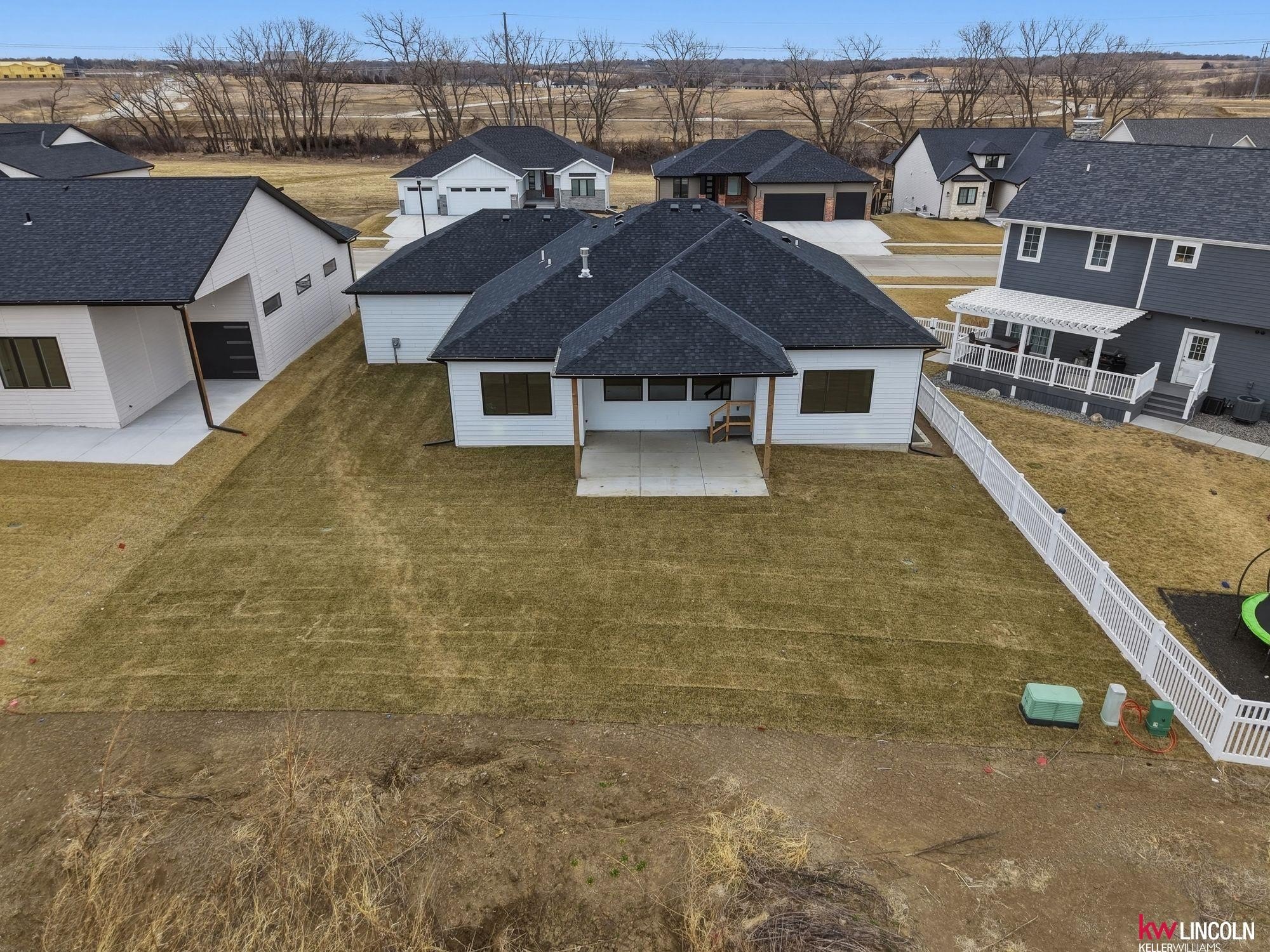 Single Family 5BR 5BA - 3510 Tree Line Drive, Lincoln, NE
