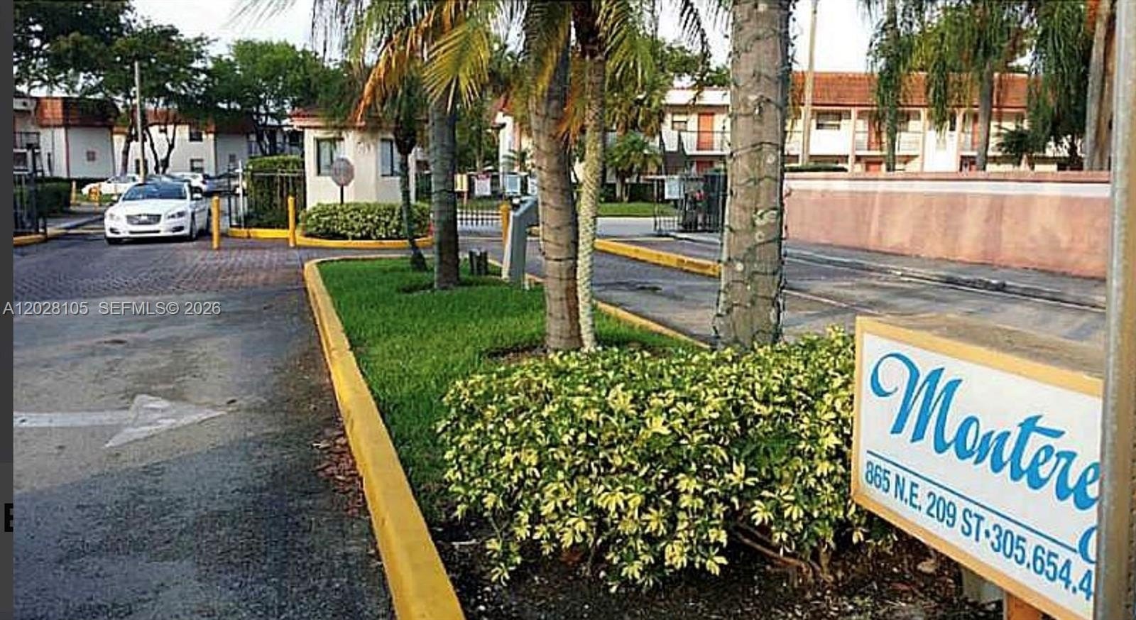 Condo 2BR 2BA - 851 NE 207th Ter, Miami, FL
