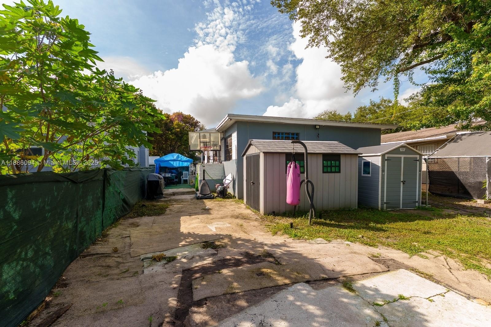 Duplex 3BR 2BA - 1737-1739 NW 47th Ter, Miami, FL