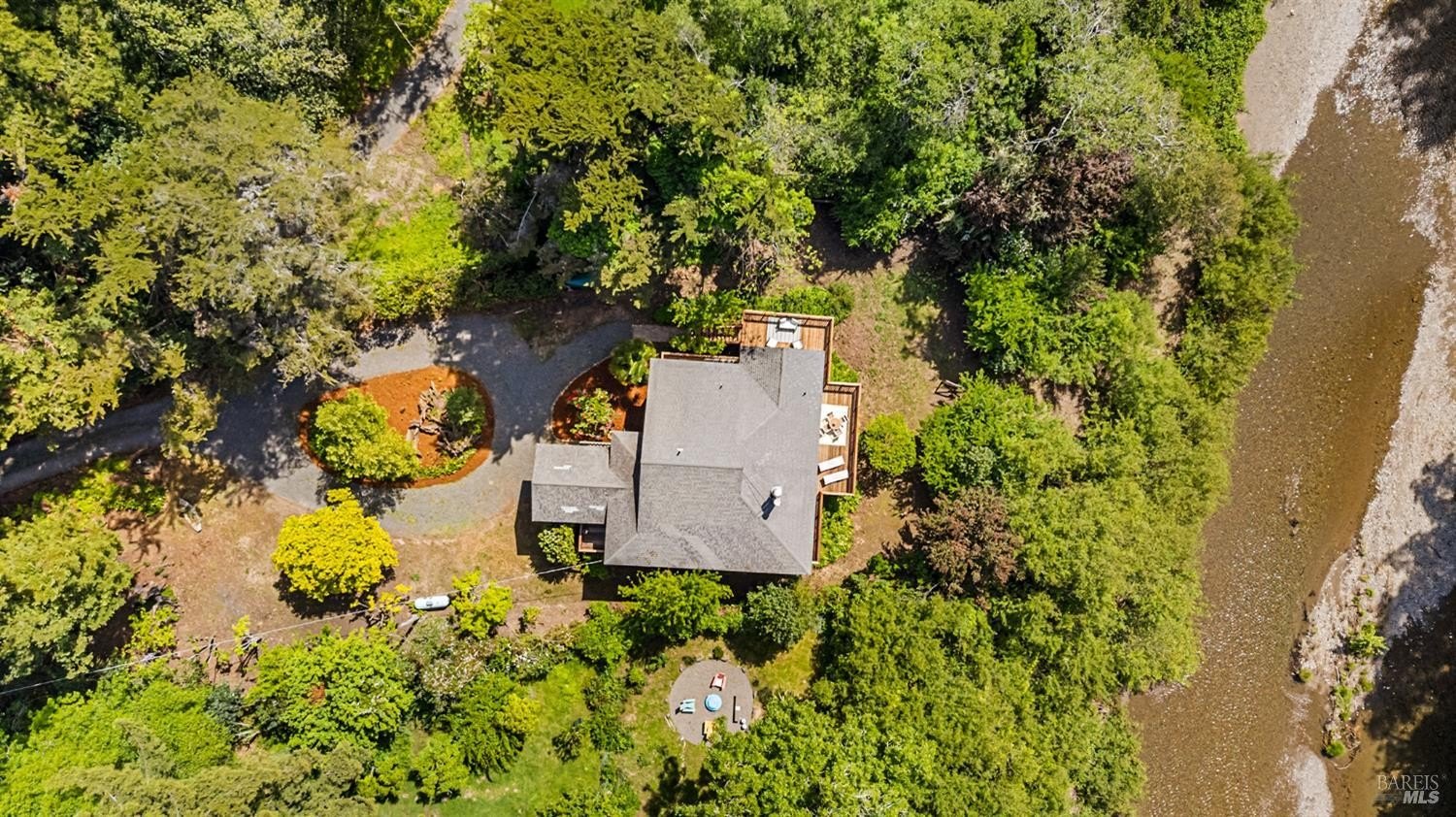 Single Family 3BR 2BA - 1365 Austin Creek Road, Cazadero, CA