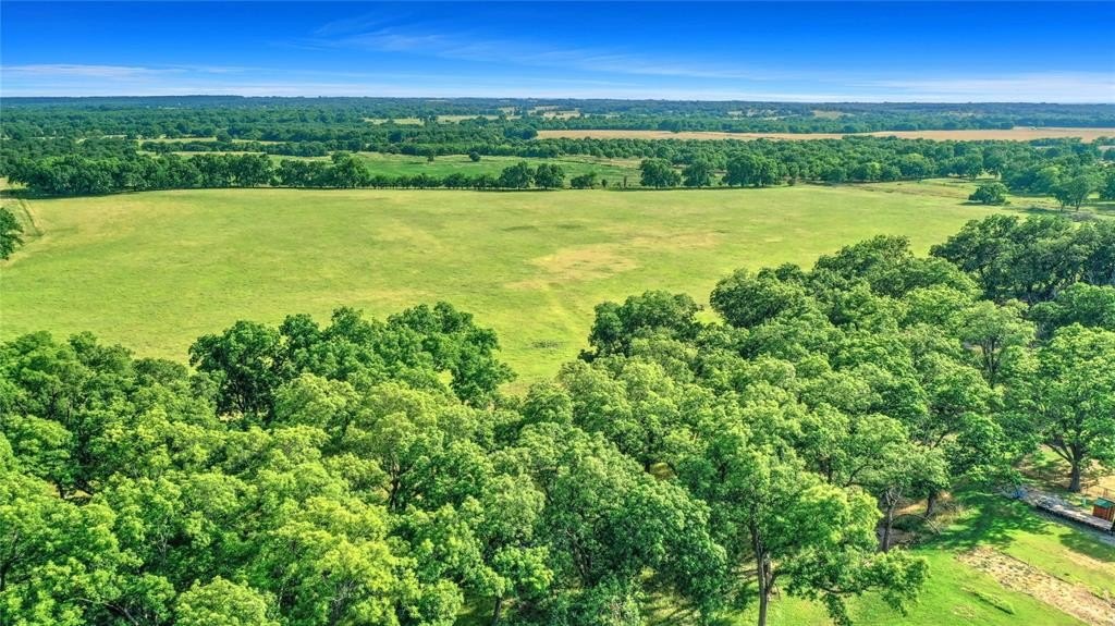 Single Family - 320 Elmore Road, Denison, TX