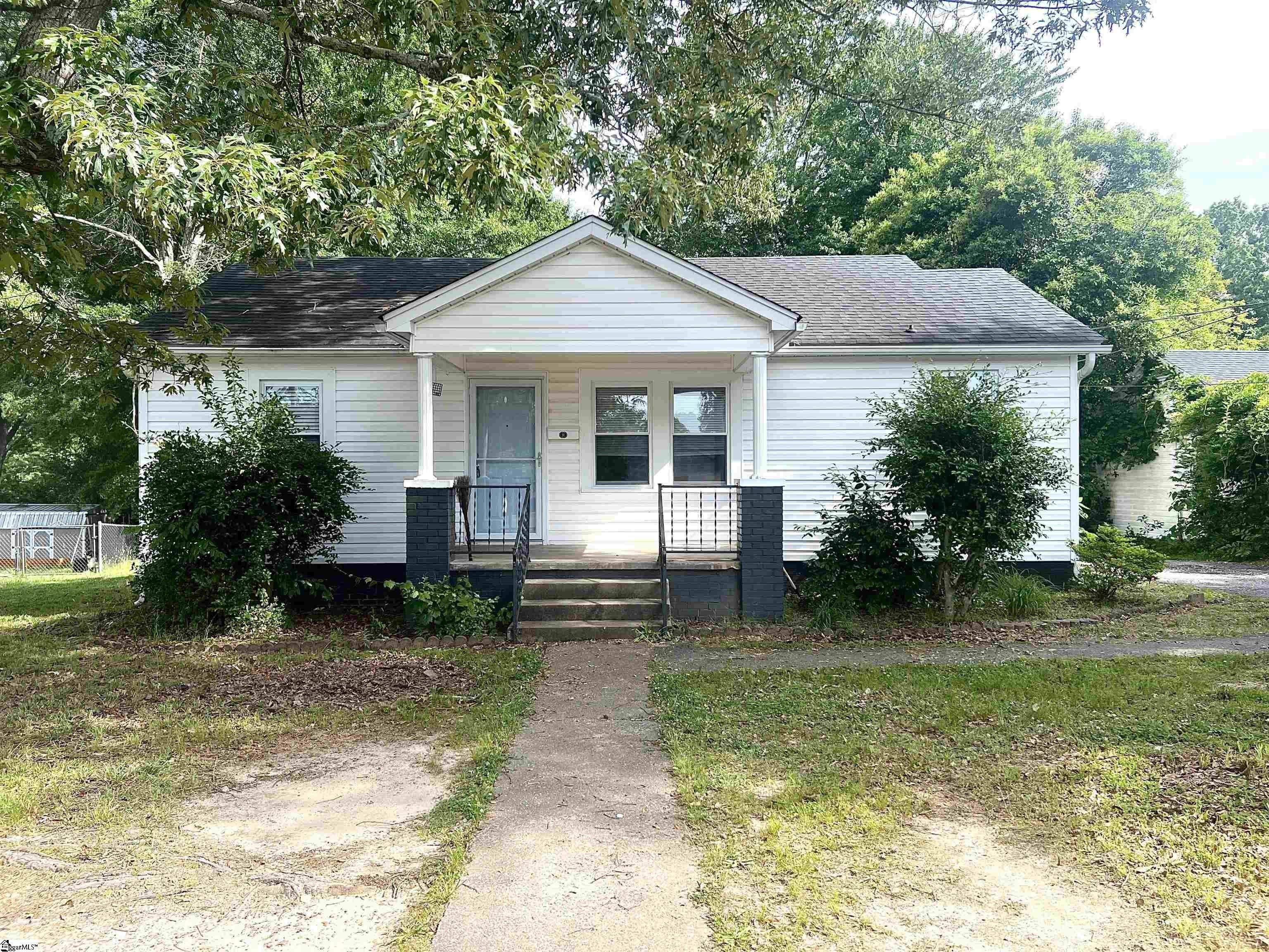 Other 3BR 2BA - 301 Edgewood Avenue, Belton, SC